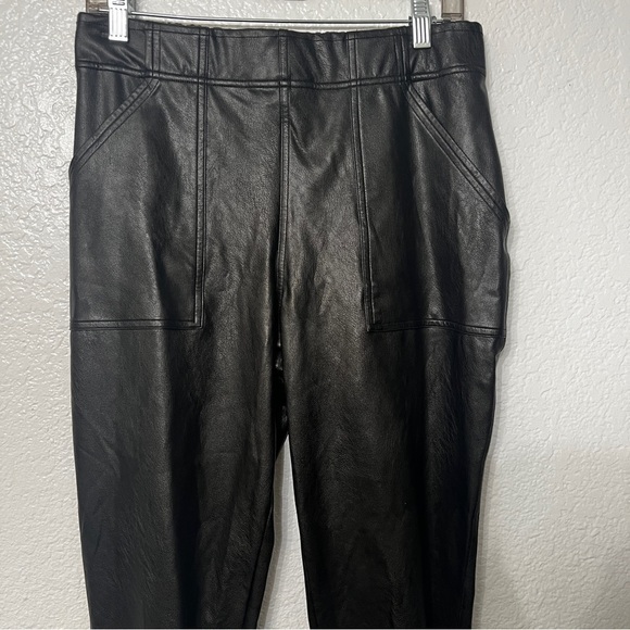 Spanx Faux Leather Pants - Picture 5 of 10